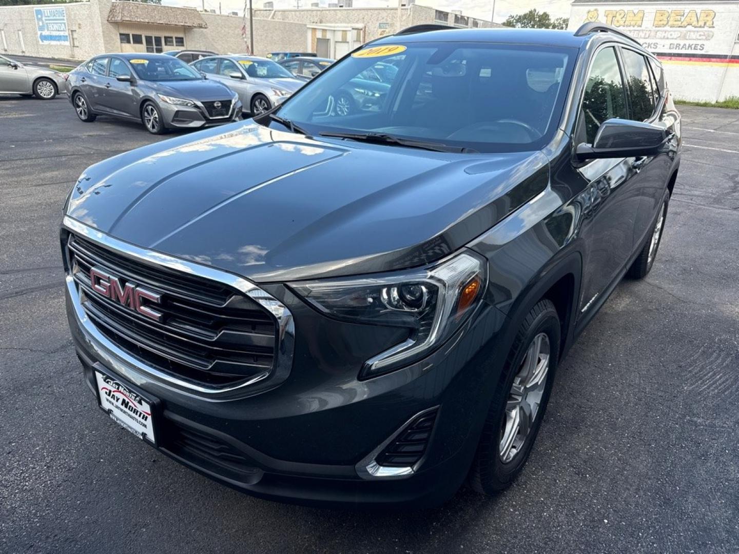2019 GRAY GMC TERRAIN SLE (3GKALMEV1KL) with an 1.5L engine, Automatic transmission, located at 501 E. Columbia St., Springfield, OH, 45503, (800) 262-7122, 39.925262, -83.801796 - *** SLE *** Remote Start *** FWD *** Jay North Auto has offered hand picked vehicles since 1965! Our customer's enjoy a NO pressure buying experience with a small town feel. We are a preferred dealer for many local credit unions and lenders. Bad credit? No Credit/First time buyer? Open or clos- Photo#2