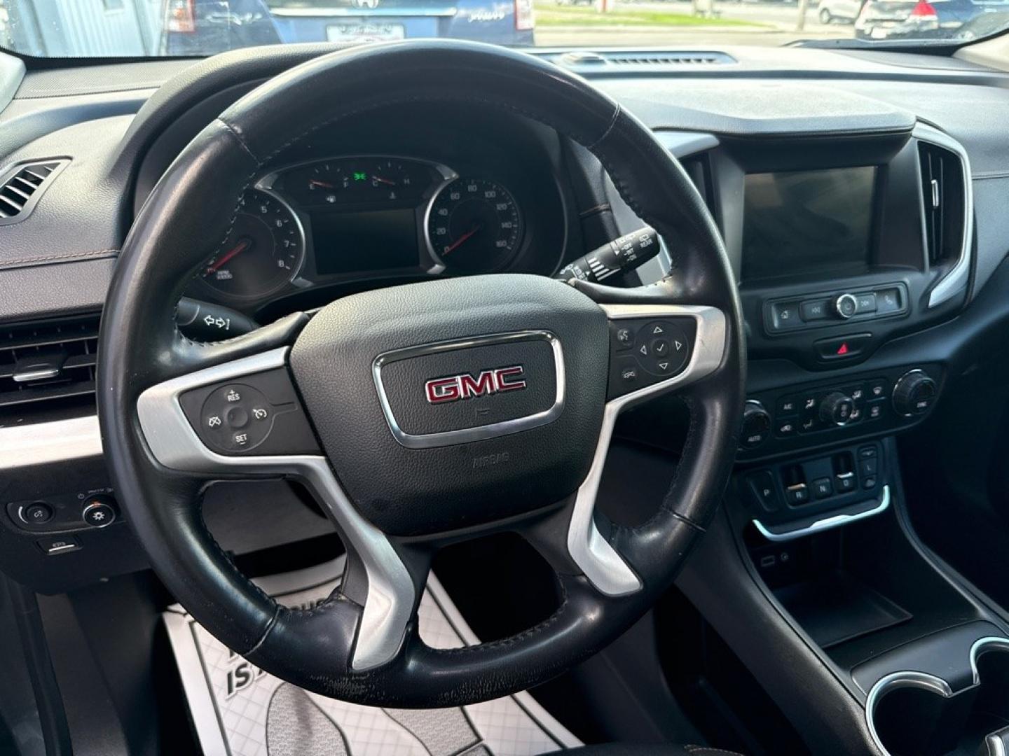 2019 GRAY GMC TERRAIN SLE (3GKALMEV1KL) with an 1.5L engine, Automatic transmission, located at 501 E. Columbia St., Springfield, OH, 45503, (800) 262-7122, 39.925262, -83.801796 - *** SLE *** Remote Start *** FWD *** Jay North Auto has offered hand picked vehicles since 1965! Our customer's enjoy a NO pressure buying experience with a small town feel. We are a preferred dealer for many local credit unions and lenders. Bad credit? No Credit/First time buyer? Open or clos- Photo#12