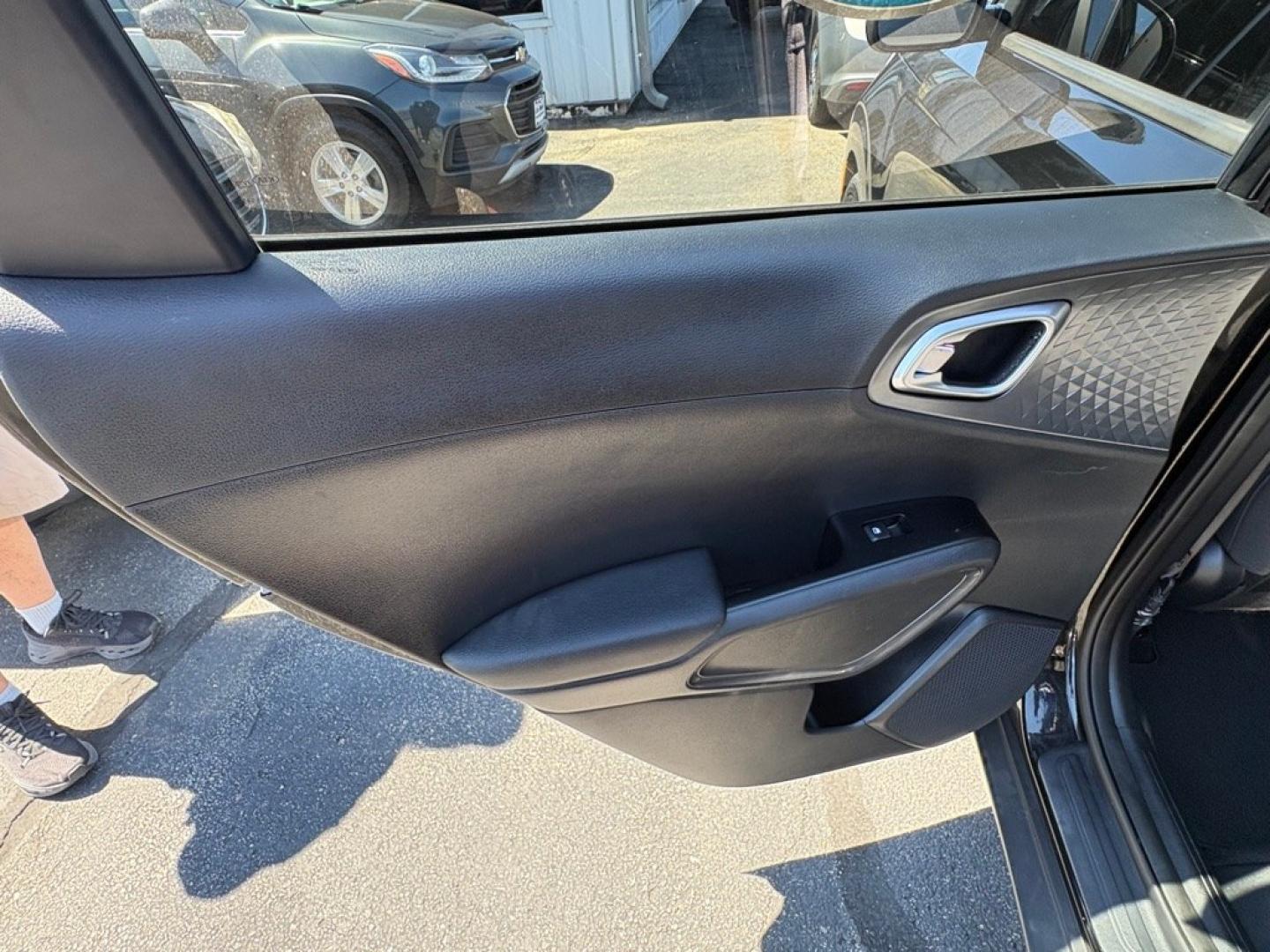 2021 BLACK KIA SOUL EX (KNDJ33AU3M7) with an 2.0L engine, Continuously Variable transmission, located at 501 E. Columbia St., Springfield, OH, 45503, (800) 262-7122, 39.925262, -83.801796 - *** New Brakes *** New Valve Cover gasket *** New Cabin and Air filter *** Oil change *** Inspection *** New Wipers *** Tune Up *** Power Driver's Seat w/ Power Lumbar Included- Power Sunroof with Sunshade Included- Forward Collision-Avoidance Assist-Car Included- Blind-Spot Collision Warning (B- Photo#9