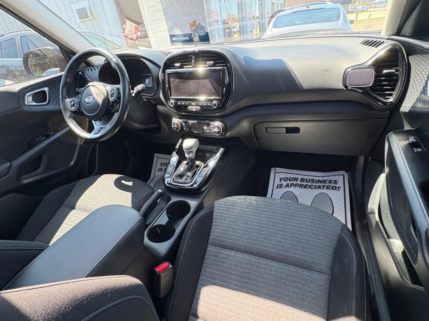 2021 BLACK KIA SOUL EX (KNDJ33AU3M7) with an 2.0L engine, Continuously Variable transmission, located at 501 E. Columbia St., Springfield, OH, 45503, (800) 262-7122, 39.925262, -83.801796 - *** New Brakes *** New Valve Cover gasket *** New Cabin and Air filter *** Oil change *** Inspection *** New Wipers *** Tune Up *** Power Driver's Seat w/ Power Lumbar Included- Power Sunroof with Sunshade Included- Forward Collision-Avoidance Assist-Car Included- Blind-Spot Collision Warning (B- Photo#16