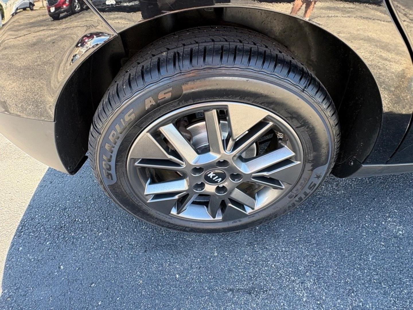 2021 BLACK KIA SOUL EX (KNDJ33AU3M7) with an 2.0L engine, Continuously Variable transmission, located at 501 E. Columbia St., Springfield, OH, 45503, (800) 262-7122, 39.925262, -83.801796 - *** New Brakes *** New Valve Cover gasket *** New Cabin and Air filter *** Oil change *** Inspection *** New Wipers *** Tune Up *** Power Driver's Seat w/ Power Lumbar Included- Power Sunroof with Sunshade Included- Forward Collision-Avoidance Assist-Car Included- Blind-Spot Collision Warning (B- Photo#17