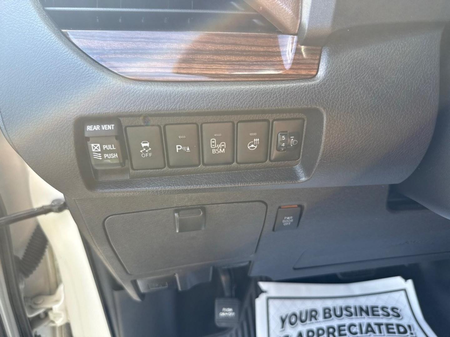 2015 WHITE TOYOTA SIENNA LIMITED PREMIUM (5TDYK3DC9FS) with an 3.5L engine, Automatic transmission, located at 501 E. Columbia St., Springfield, OH, 45503, (800) 262-7122, 39.925262, -83.801796 - *** Limited Premium *** Loaded!! *** New Brakes *** Oil Change *** New Battery *** New Front lower Control Arms *** New Front Struts *** New Rear Shocks *** New Cabin and Air Filter *** New Headlight Ballast and Bulbs *** Leather *** Moonroof *** Loaded *** NICE *** Jay North Auto has offered ha- Photo#14
