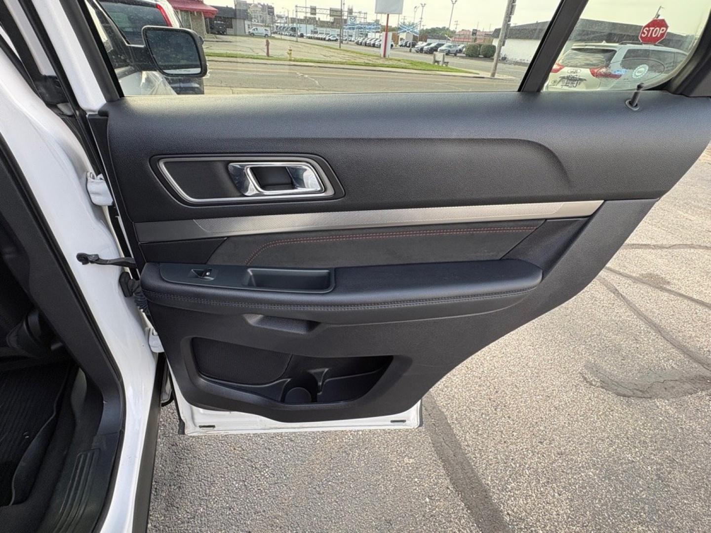 2019 WHITE FORD EXPLORER XLT (1FM5K8D83KG) with an 3.5L engine, Automatic transmission, located at 501 E. Columbia St., Springfield, OH, 45503, (800) 262-7122, 39.925262, -83.801796 - ***Clean Carfax***XLT Sport Appearance Package***Heated Leather and Suede Seating***Navigation***Blind Spot***Power Lift Gate***2nd Row Bucket Seats***Heated Steering Wheel***New Tires***All New Brakes***Fresh Oil Change*** Jay North Auto has offered hand picked vehicles since 1965! Our custome- Photo#16