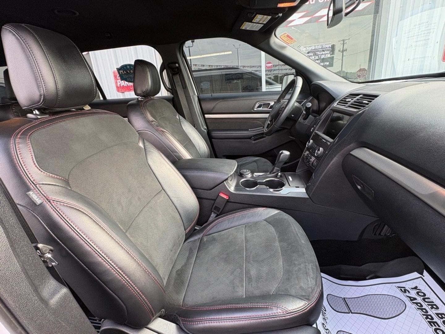 2019 WHITE FORD EXPLORER XLT (1FM5K8D83KG) with an 3.5L engine, Automatic transmission, located at 501 E. Columbia St., Springfield, OH, 45503, (800) 262-7122, 39.925262, -83.801796 - ***Clean Carfax***XLT Sport Appearance Package***Heated Leather and Suede Seating***Navigation***Blind Spot***Power Lift Gate***2nd Row Bucket Seats***Heated Steering Wheel***New Tires***All New Brakes***Fresh Oil Change*** Jay North Auto has offered hand picked vehicles since 1965! Our custome- Photo#20