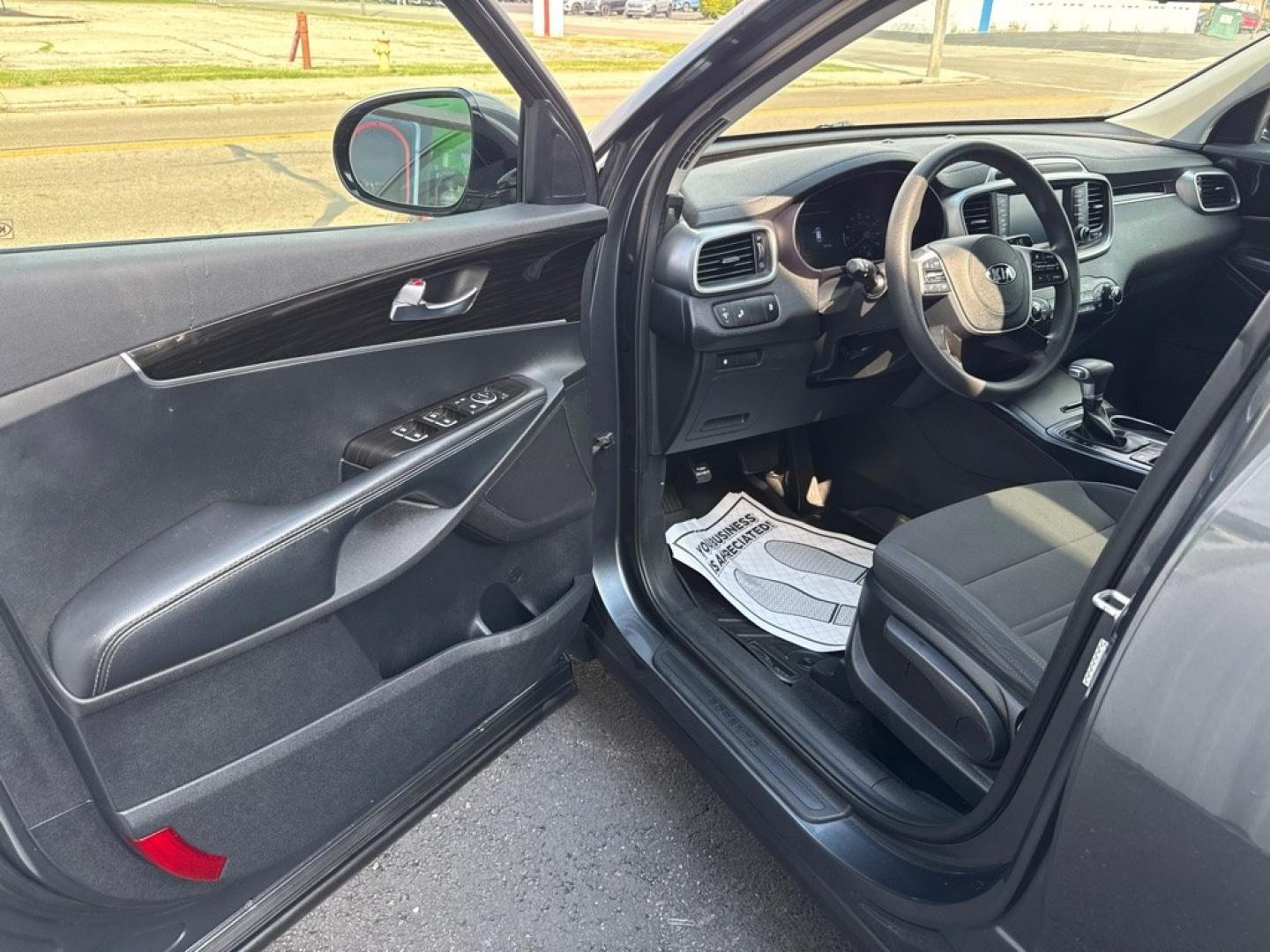 2020 GRAY KIA SORENTO LX (5XYPGDA39LG) with an 2.4L engine, Automatic transmission, located at 501 E. Columbia St., Springfield, OH, 45503, (800) 262-7122, 39.925262, -83.801796 - *** New Tires *** New Lower Control Arms *** New Brakes *** New Wipers *** Oil change and Inspection *** New Cabin and Air filter *** AWD *** All Weather Mats *** Back Up Camera *** Blind Spot *** Jay North Auto has offered hand picked vehicles since 1965! Our customer's enjoy a NO pressure buyi- Photo#11