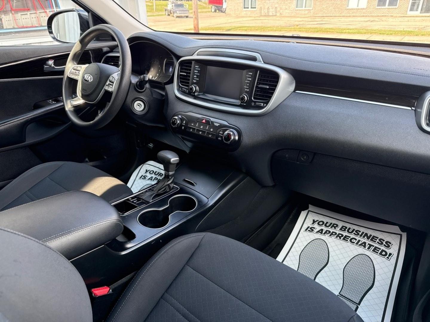 2020 GRAY KIA SORENTO LX (5XYPGDA39LG) with an 2.4L engine, Automatic transmission, located at 501 E. Columbia St., Springfield, OH, 45503, (800) 262-7122, 39.925262, -83.801796 - *** New Tires *** New Lower Control Arms *** New Brakes *** New Wipers *** Oil change and Inspection *** New Cabin and Air filter *** AWD *** All Weather Mats *** Back Up Camera *** Blind Spot *** Jay North Auto has offered hand picked vehicles since 1965! Our customer's enjoy a NO pressure buyi- Photo#15