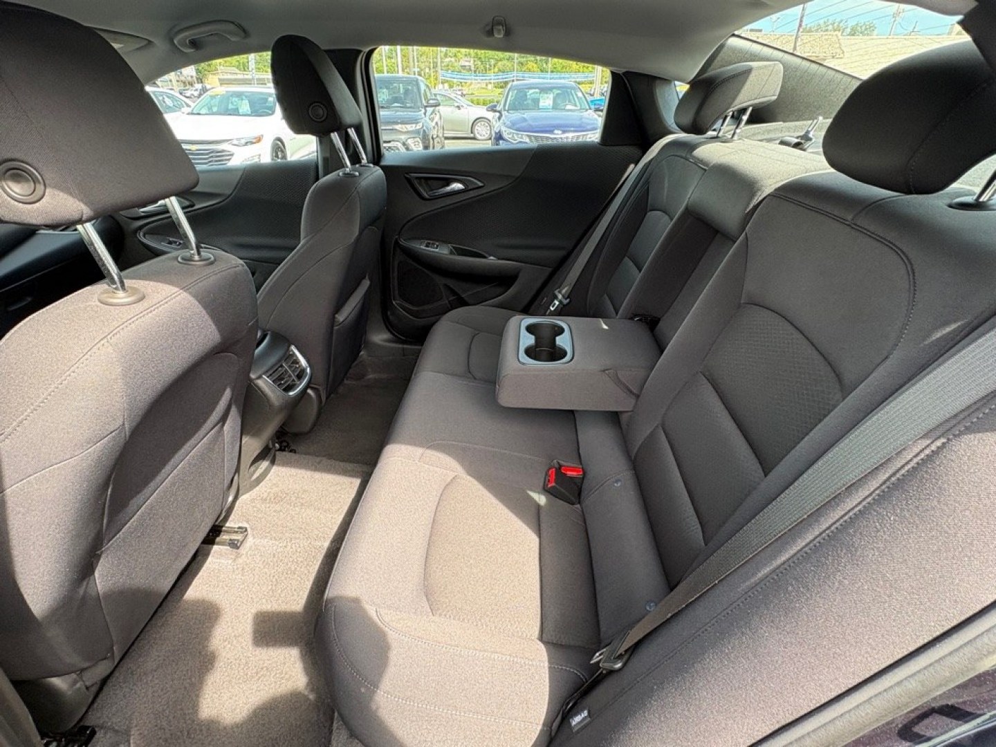 2023 GRAY CHEVROLET MALIBU LT (1G1ZD5ST0PF) with an 1.5L engine, Continuously Variable transmission, located at 501 E. Columbia St., Springfield, OH, 45503, (800) 262-7122, 39.925262, -83.801796 - ***Clean Carfax***LT***New Tires***CarPlay***Power Drivers Seat***Blind Spot***SHARP*** Jay North Auto has offered hand picked vehicles since 1965! Our customer's enjoy a NO pressure buying experience with a small town feel. We are a preferred dealer for many local credit unions and lenders.- Photo#11