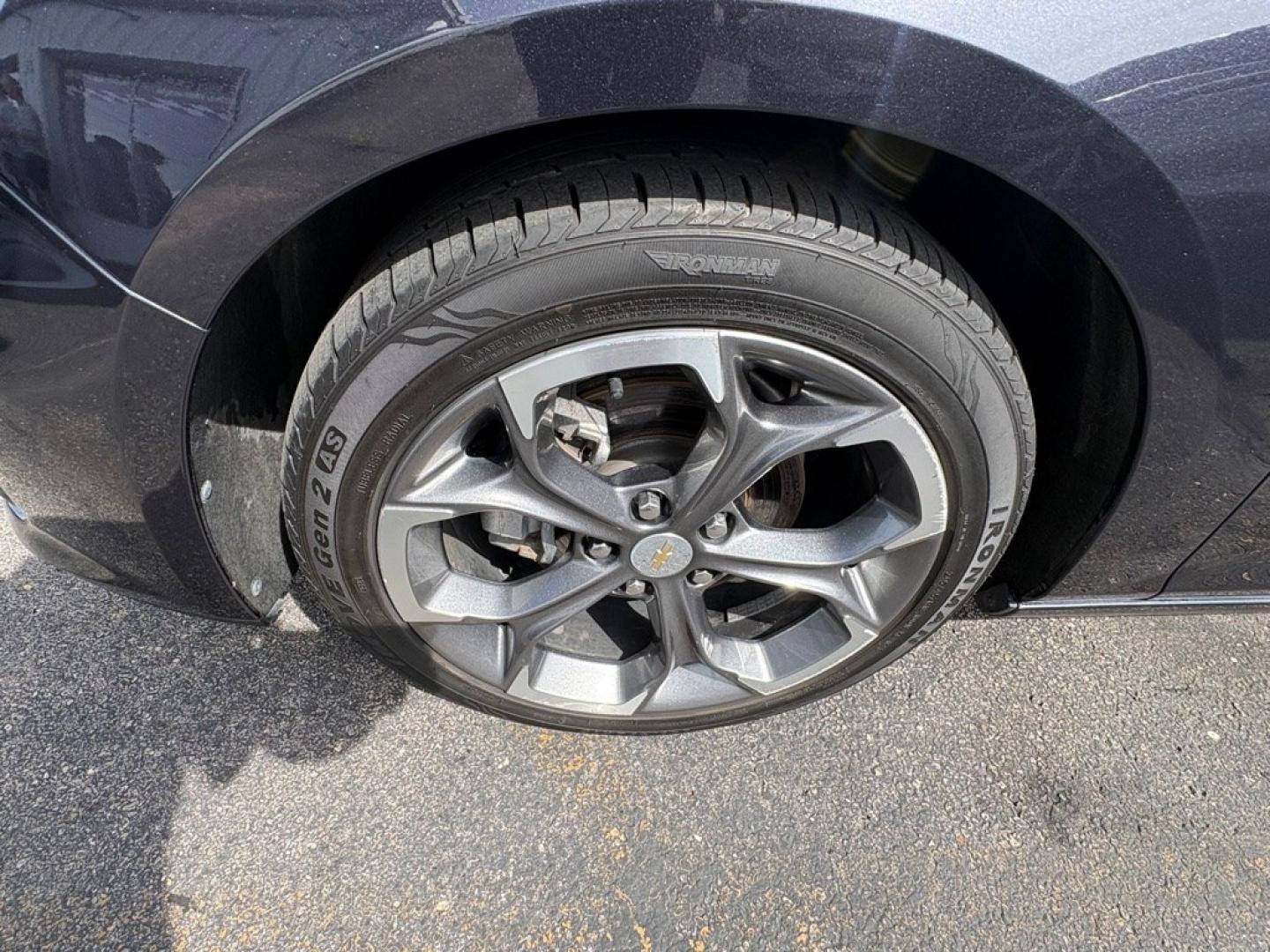 2023 GRAY CHEVROLET MALIBU LT (1G1ZD5ST0PF) with an 1.5L engine, Continuously Variable transmission, located at 501 E. Columbia St., Springfield, OH, 45503, (800) 262-7122, 39.925262, -83.801796 - ***Clean Carfax***LT***New Tires***CarPlay***Power Drivers Seat***Blind Spot***SHARP*** Jay North Auto has offered hand picked vehicles since 1965! Our customer's enjoy a NO pressure buying experience with a small town feel. We are a preferred dealer for many local credit unions and lenders.- Photo#18