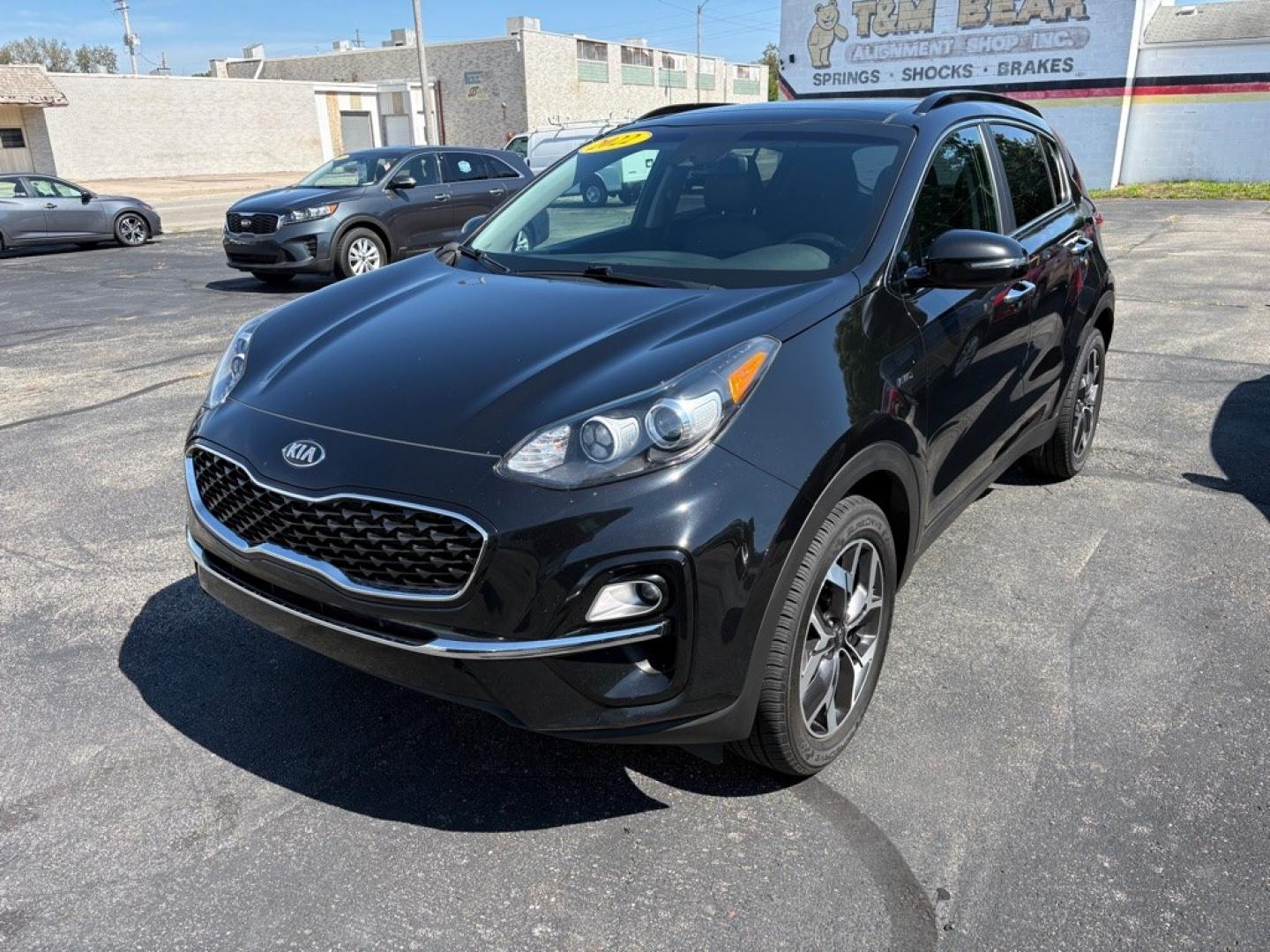 2022 BLACK KIA SPORTAGE EX (KNDPNCAC3N7) with an 2.4L engine, Automatic transmission, located at 501 E. Columbia St., Springfield, OH, 45503, (800) 262-7122, 39.925262, -83.801796- Photo#5