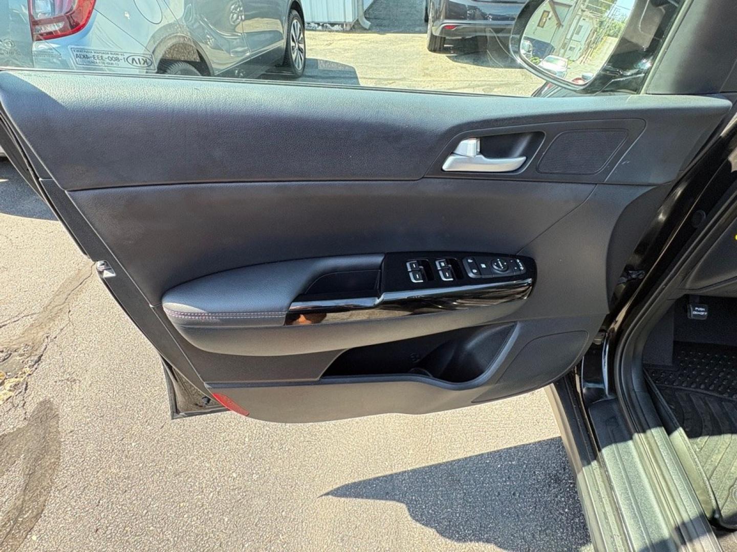 2022 BLACK KIA SPORTAGE EX (KNDPNCAC3N7) with an 2.4L engine, Automatic transmission, located at 501 E. Columbia St., Springfield, OH, 45503, (800) 262-7122, 39.925262, -83.801796- Photo#7