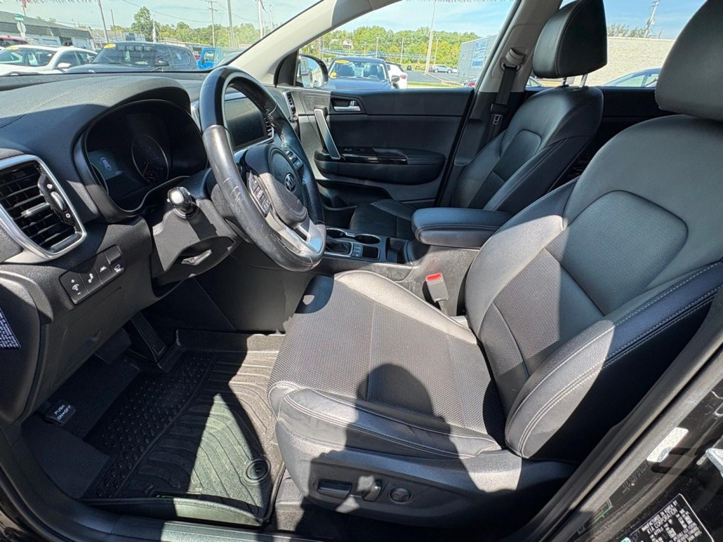 2022 BLACK KIA SPORTAGE EX (KNDPNCAC3N7) with an 2.4L engine, Automatic transmission, located at 501 E. Columbia St., Springfield, OH, 45503, (800) 262-7122, 39.925262, -83.801796- Photo#8