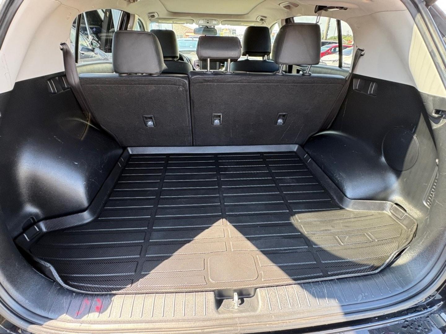 2022 BLACK KIA SPORTAGE EX (KNDPNCAC3N7) with an 2.4L engine, Automatic transmission, located at 501 E. Columbia St., Springfield, OH, 45503, (800) 262-7122, 39.925262, -83.801796- Photo#16