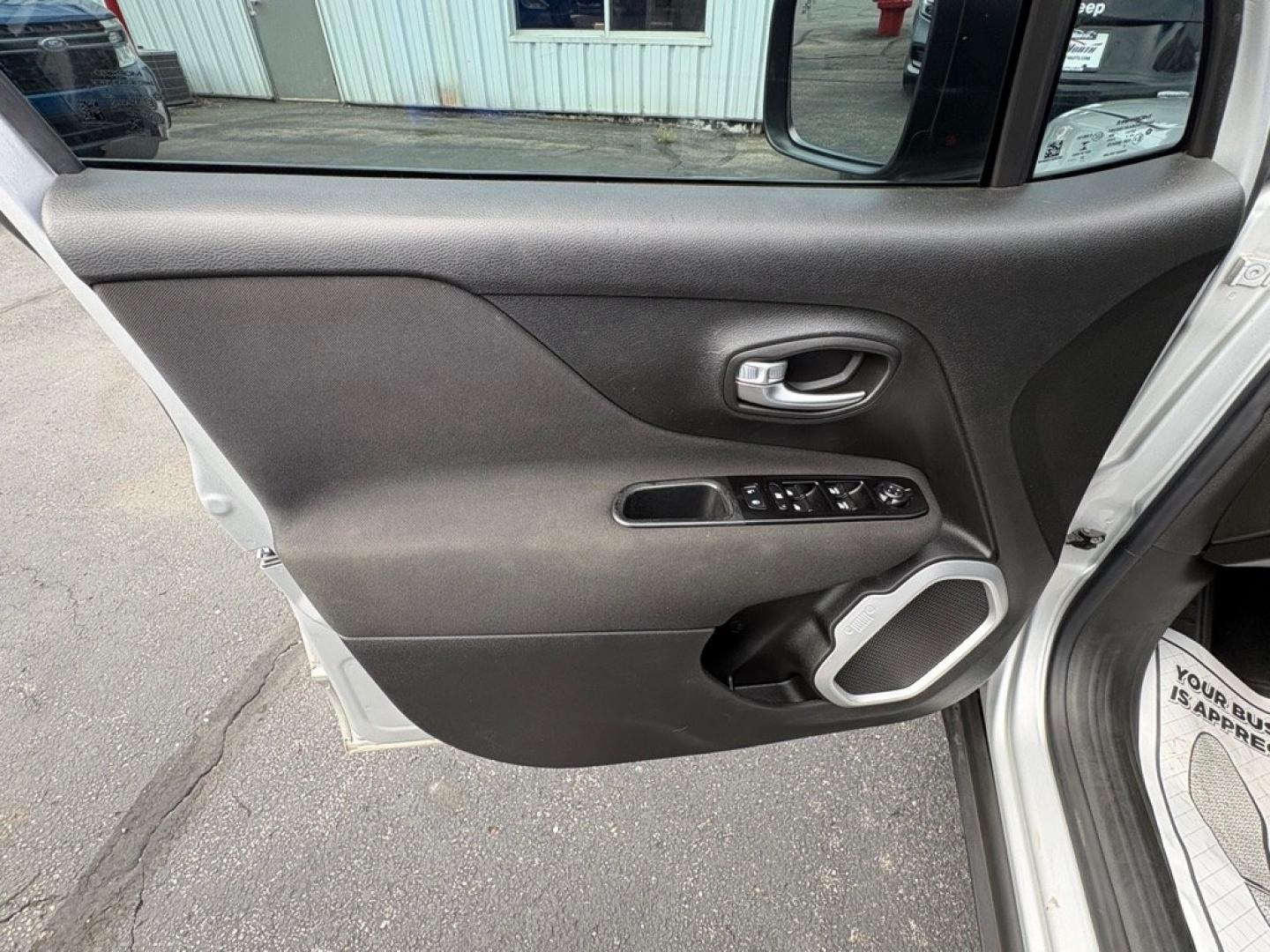2021 SILVER JEEP RENEGADE SPORT (ZACNJCAB2MP) with an 2.4L engine, Automatic transmission, located at 501 E. Columbia St., Springfield, OH, 45503, (800) 262-7122, 39.925262, -83.801796 - ***Clean Carfax***Sport***FWD***Lane-Departure Warn, Blind Spot, Cross-Path Detection, and Forwand Collison Warning***Apple and Android Auto***New Air Filter, Cabin Air Filter, Wiper Blades, and Sway Bar Links***New Front and Rear Brake Pads and Rotors*** Jay North Auto has offered hand picked- Photo#6
