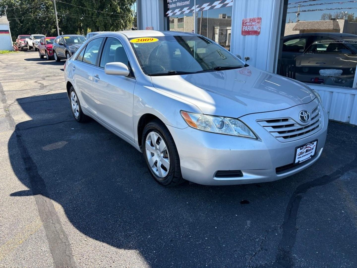 2009 SILVER TOYOTA CAMRY LE (4T1BE46K69U) with an 2.4L engine, Automatic transmission, located at 501 E. Columbia St., Springfield, OH, 45503, (800) 262-7122, 39.925262, -83.801796 - ***Clean Carfax***2-Owner***LE***2.4L***New Tires***All New Brake Pads and Rotors***Fresh Oil Change**** Jay North Auto has offered hand picked vehicles since 1965! Our customer's enjoy a NO pressure buying experience with a small town feel. We are a preferred dealer for many local credit uni- Photo#0