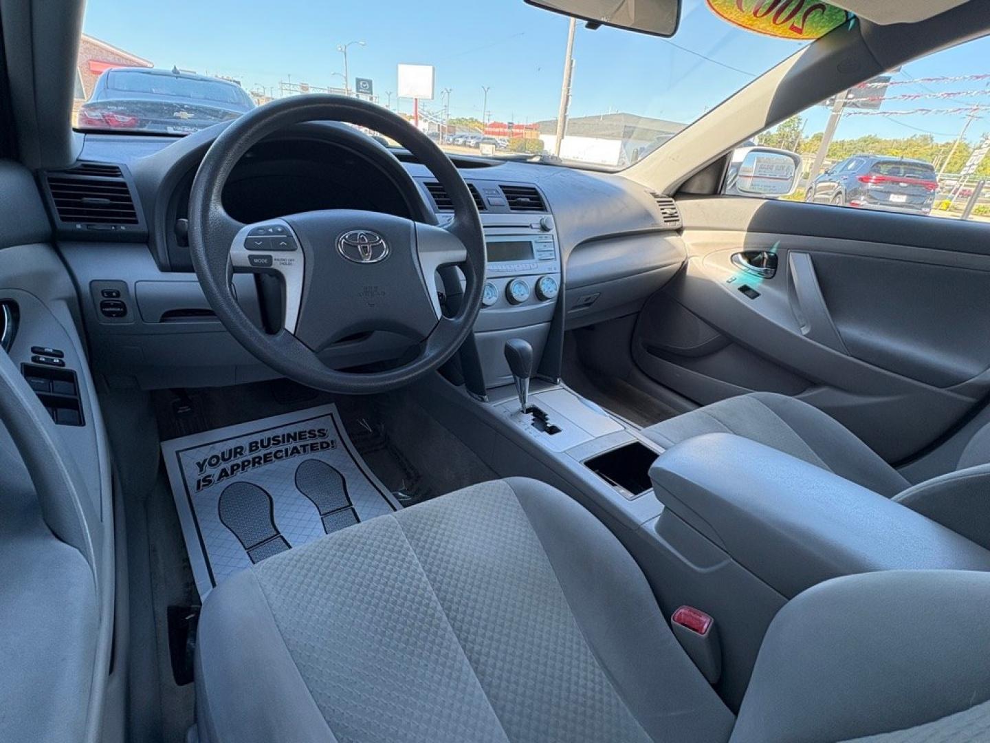 2009 SILVER TOYOTA CAMRY LE (4T1BE46K69U) with an 2.4L engine, Automatic transmission, located at 501 E. Columbia St., Springfield, OH, 45503, (800) 262-7122, 39.925262, -83.801796 - ***Clean Carfax***2-Owner***LE***2.4L***New Tires***All New Brake Pads and Rotors***Fresh Oil Change**** Jay North Auto has offered hand picked vehicles since 1965! Our customer's enjoy a NO pressure buying experience with a small town feel. We are a preferred dealer for many local credit uni- Photo#10