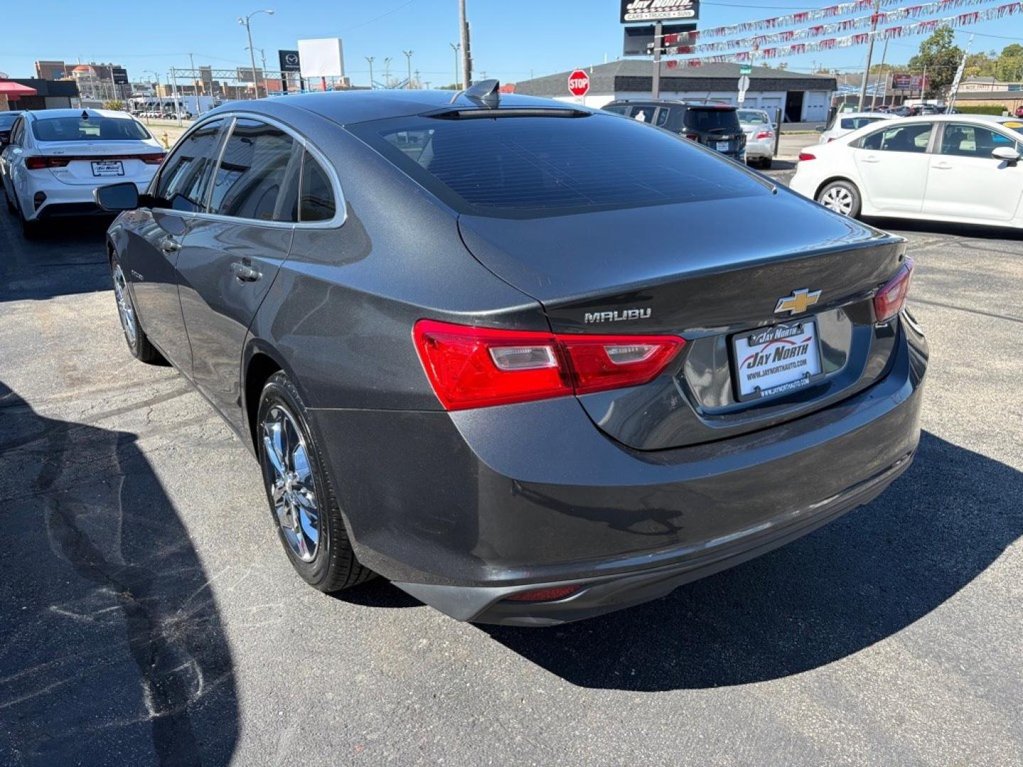2017 GRAY CHEVROLET MALIBU LT (1G1ZE5ST6HF) with an 1.5L engine, Automatic transmission, located at 501 E. Columbia St., Springfield, OH, 45503, (800) 262-7122, 39.925262, -83.801796 - *** New Tires *** Oil Change *** New Wipers *** Tune Up *** New Cabin and Air filter *** Back Up Camera *** Jay North Auto has offered hand picked vehicles since 1965! Our customer's enjoy a NO pressure buying experience with a small town feel. We are a preferred dealer for many local credit u- Photo#4