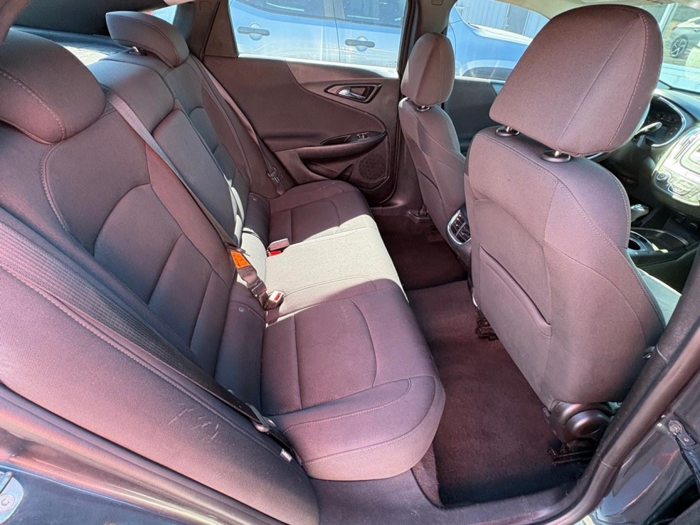 2017 GRAY CHEVROLET MALIBU LT (1G1ZE5ST6HF) with an 1.5L engine, Automatic transmission, located at 501 E. Columbia St., Springfield, OH, 45503, (800) 262-7122, 39.925262, -83.801796 - *** New Tires *** Oil Change *** New Wipers *** Tune Up *** New Cabin and Air filter *** Back Up Camera *** Jay North Auto has offered hand picked vehicles since 1965! Our customer's enjoy a NO pressure buying experience with a small town feel. We are a preferred dealer for many local credit u- Photo#15