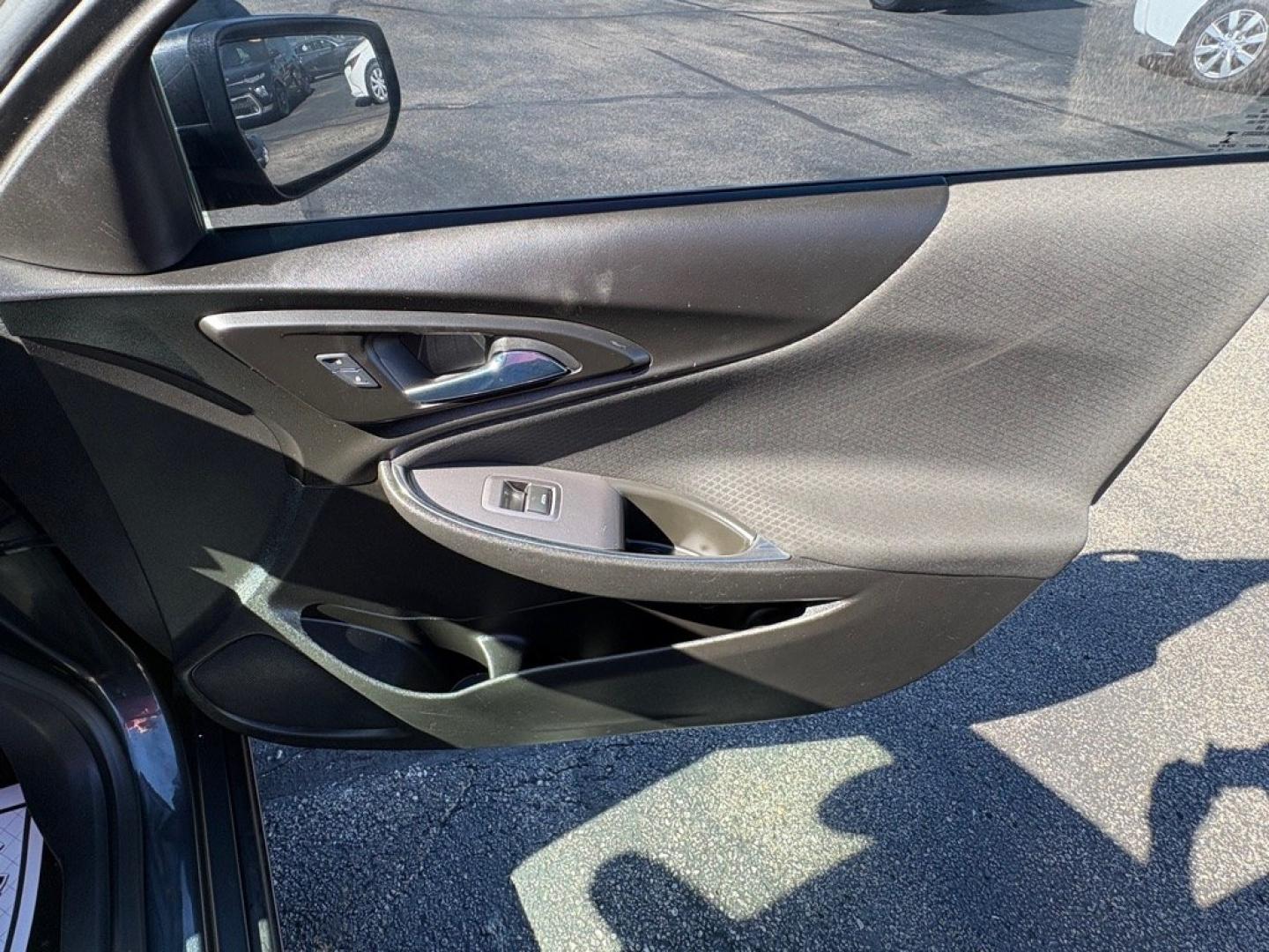 2017 GRAY CHEVROLET MALIBU LT (1G1ZE5ST6HF) with an 1.5L engine, Automatic transmission, located at 501 E. Columbia St., Springfield, OH, 45503, (800) 262-7122, 39.925262, -83.801796 - *** New Tires *** Oil Change *** New Wipers *** Tune Up *** New Cabin and Air filter *** Back Up Camera *** Jay North Auto has offered hand picked vehicles since 1965! Our customer's enjoy a NO pressure buying experience with a small town feel. We are a preferred dealer for many local credit u- Photo#16