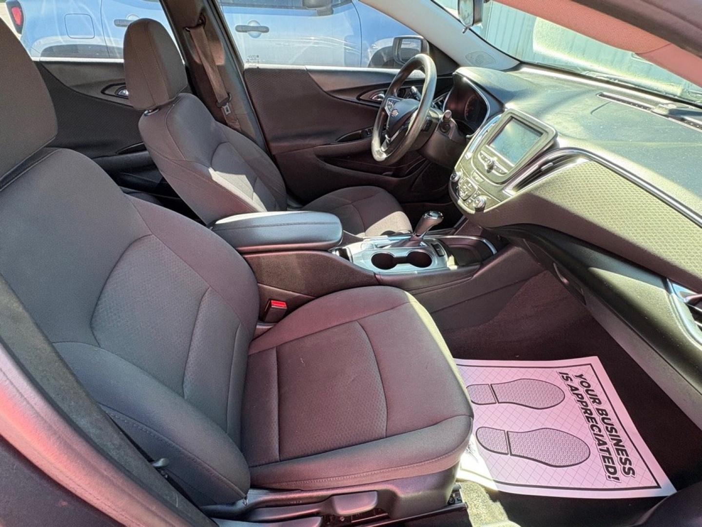 2017 GRAY CHEVROLET MALIBU LT (1G1ZE5ST6HF) with an 1.5L engine, Automatic transmission, located at 501 E. Columbia St., Springfield, OH, 45503, (800) 262-7122, 39.925262, -83.801796 - *** New Tires *** Oil Change *** New Wipers *** Tune Up *** New Cabin and Air filter *** Back Up Camera *** Jay North Auto has offered hand picked vehicles since 1965! Our customer's enjoy a NO pressure buying experience with a small town feel. We are a preferred dealer for many local credit u- Photo#17