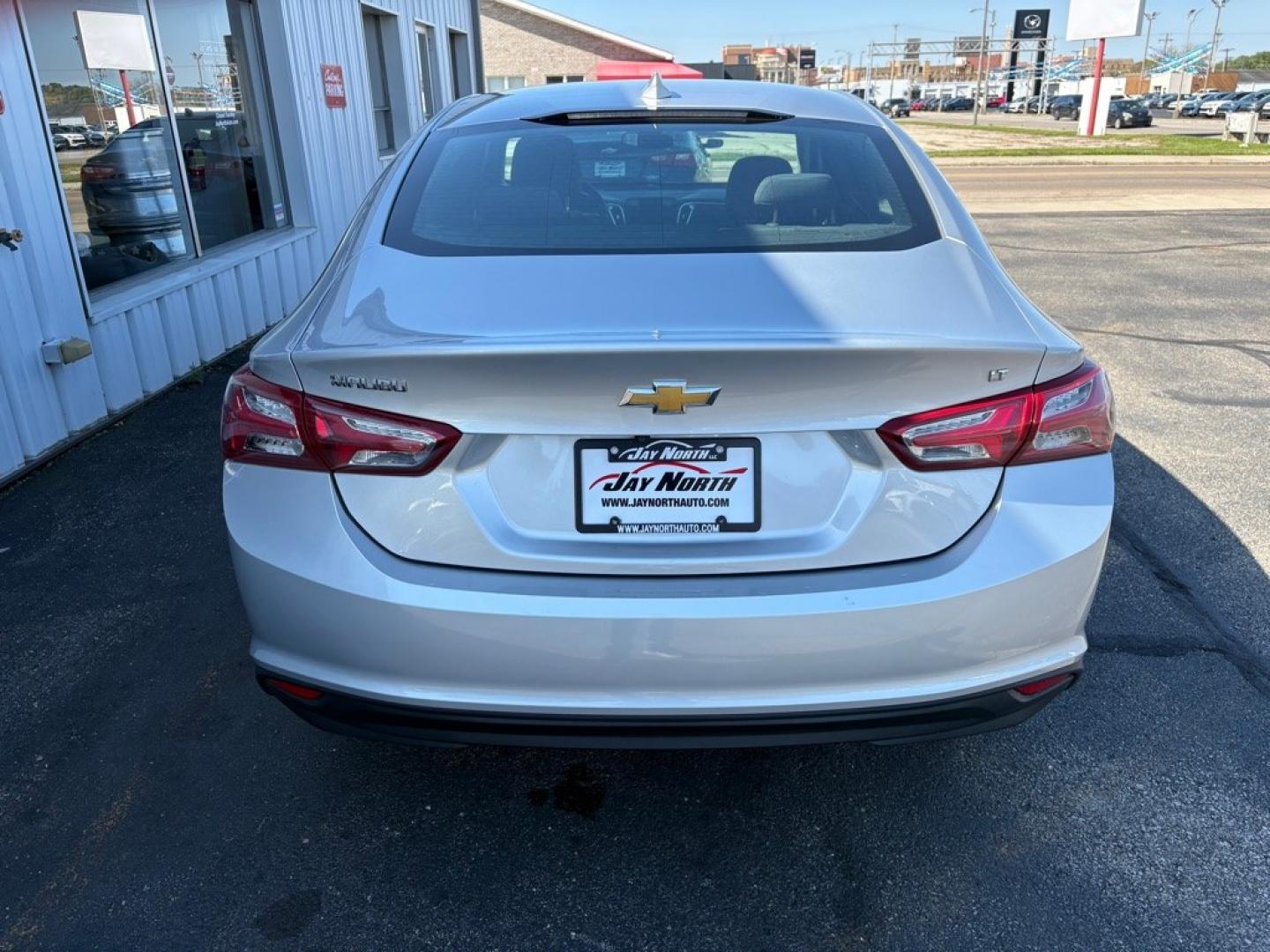 2020 SILVER CHEVROLET MALIBU LT (1G1ZD5ST9LF) with an 1.5L engine, Continuously Variable transmission, located at 501 E. Columbia St., Springfield, OH, 45503, (800) 262-7122, 39.925262, -83.801796 - *** New Tires *** New Brakes *** New Cabin and Air filter *** Oil Change *** New Wipers *** Jay North Auto has offered hand picked vehicles since 1965! Our customer's enjoy a NO pressure buying experience with a small town feel. We are a preferred dealer for many local credit unions and lender- Photo#3