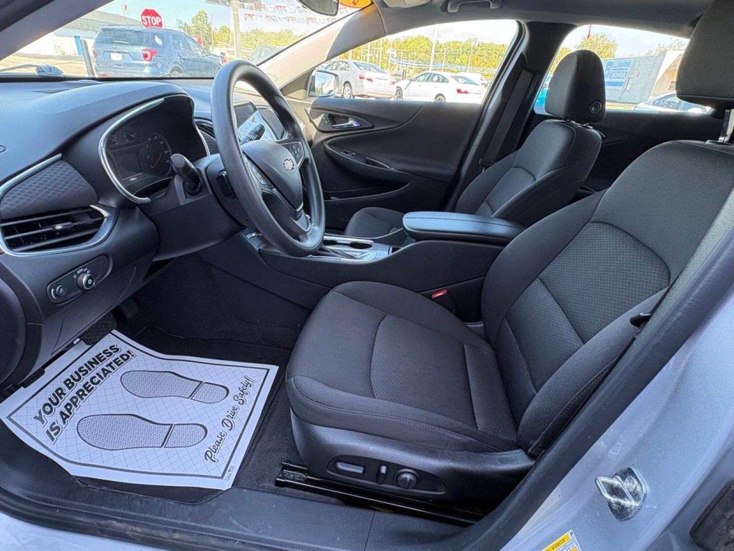 2020 SILVER CHEVROLET MALIBU LT (1G1ZD5ST9LF) with an 1.5L engine, Continuously Variable transmission, located at 501 E. Columbia St., Springfield, OH, 45503, (800) 262-7122, 39.925262, -83.801796 - *** New Tires *** New Brakes *** New Cabin and Air filter *** Oil Change *** New Wipers *** Jay North Auto has offered hand picked vehicles since 1965! Our customer's enjoy a NO pressure buying experience with a small town feel. We are a preferred dealer for many local credit unions and lender- Photo#8