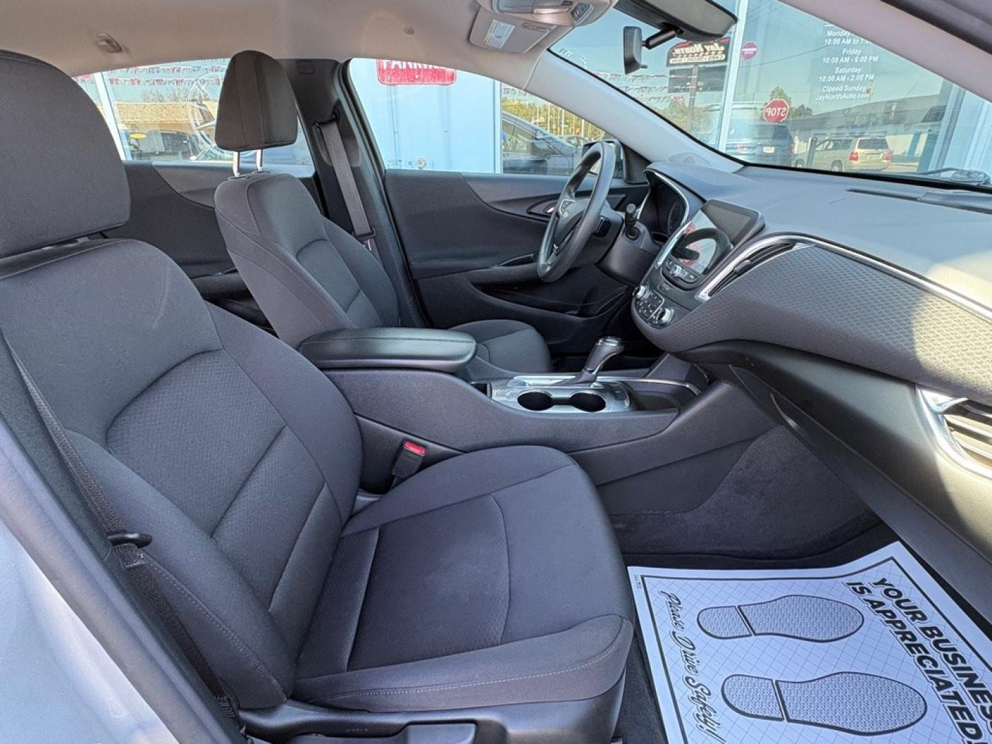 2020 SILVER CHEVROLET MALIBU LT (1G1ZD5ST9LF) with an 1.5L engine, Continuously Variable transmission, located at 501 E. Columbia St., Springfield, OH, 45503, (800) 262-7122, 39.925262, -83.801796 - *** New Tires *** New Brakes *** New Cabin and Air filter *** Oil Change *** New Wipers *** Jay North Auto has offered hand picked vehicles since 1965! Our customer's enjoy a NO pressure buying experience with a small town feel. We are a preferred dealer for many local credit unions and lender- Photo#17