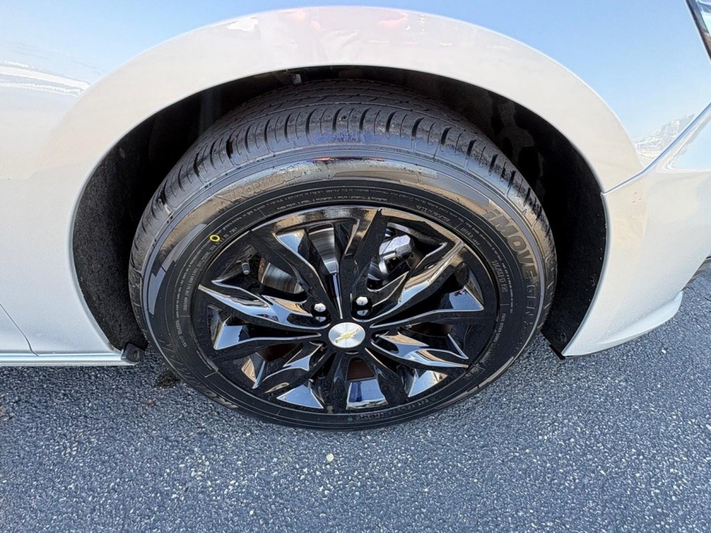 2020 SILVER CHEVROLET MALIBU LT (1G1ZD5ST9LF) with an 1.5L engine, Continuously Variable transmission, located at 501 E. Columbia St., Springfield, OH, 45503, (800) 262-7122, 39.925262, -83.801796 - *** New Tires *** New Brakes *** New Cabin and Air filter *** Oil Change *** New Wipers *** Jay North Auto has offered hand picked vehicles since 1965! Our customer's enjoy a NO pressure buying experience with a small town feel. We are a preferred dealer for many local credit unions and lender- Photo#19
