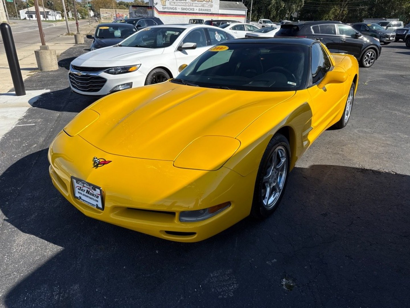 2000 YELLOW CHEVROLET CORVETTE COUPE (1G1YY22G6Y5) with an 5.7L engine, 6-Speed Manual transmission, located at 501 E. Columbia St., Springfield, OH, 45503, (800) 262-7122, 39.925262, -83.801796 - *** Clean CarFax w/ 29 Service Records *** 6 Speed Manual *** Bose Audio *** Heads Up Display *** 5.7L V8 *** New Belt *** New Front and Rear Sway Bar links *** New Air filter *** Oil Change *** Jay North Auto has offered hand picked vehicles since 1965! Our customer's enjoy a NO pressure buying- Photo#2