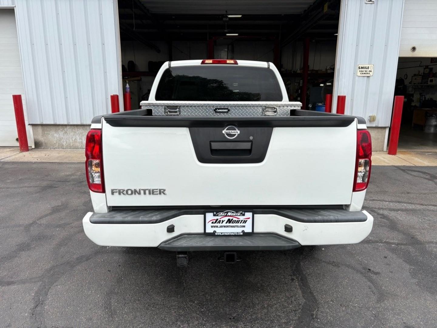 2021 WHITE NISSAN FRONTIER S (1N6ED0CE3MN) with an 3.8L engine, Automatic transmission, located at 501 E. Columbia St., Springfield, OH, 45503, (800) 262-7122, 39.925262, -83.801796 - ***Clean Carfax***EXT Cab***S***3.8L V6***New Tires***All New Brake Pads and Rotors***Fresh Oil Change*** Jay North Auto has offered hand picked vehicles since 1965! Our customer's enjoy a NO pressure buying experience with a small town feel. We are a preferred dealer for many local credit un- Photo#3