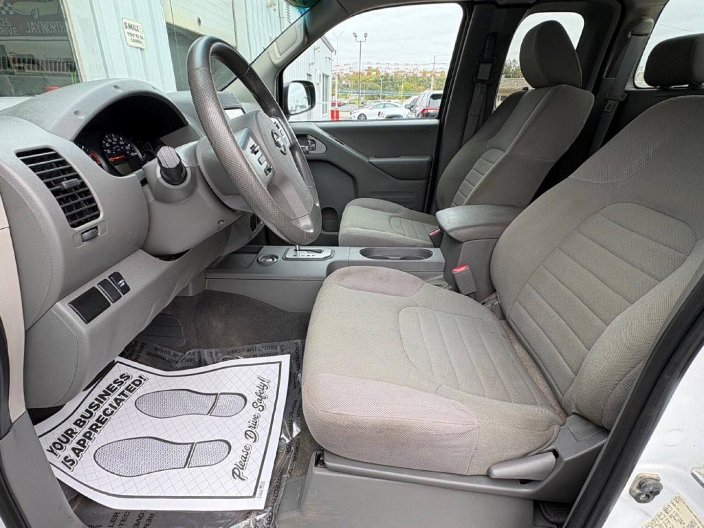 2021 WHITE NISSAN FRONTIER S (1N6ED0CE3MN) with an 3.8L engine, Automatic transmission, located at 501 E. Columbia St., Springfield, OH, 45503, (800) 262-7122, 39.925262, -83.801796 - ***Clean Carfax***EXT Cab***S***3.8L V6***New Tires***All New Brake Pads and Rotors***Fresh Oil Change*** Jay North Auto has offered hand picked vehicles since 1965! Our customer's enjoy a NO pressure buying experience with a small town feel. We are a preferred dealer for many local credit un- Photo#9
