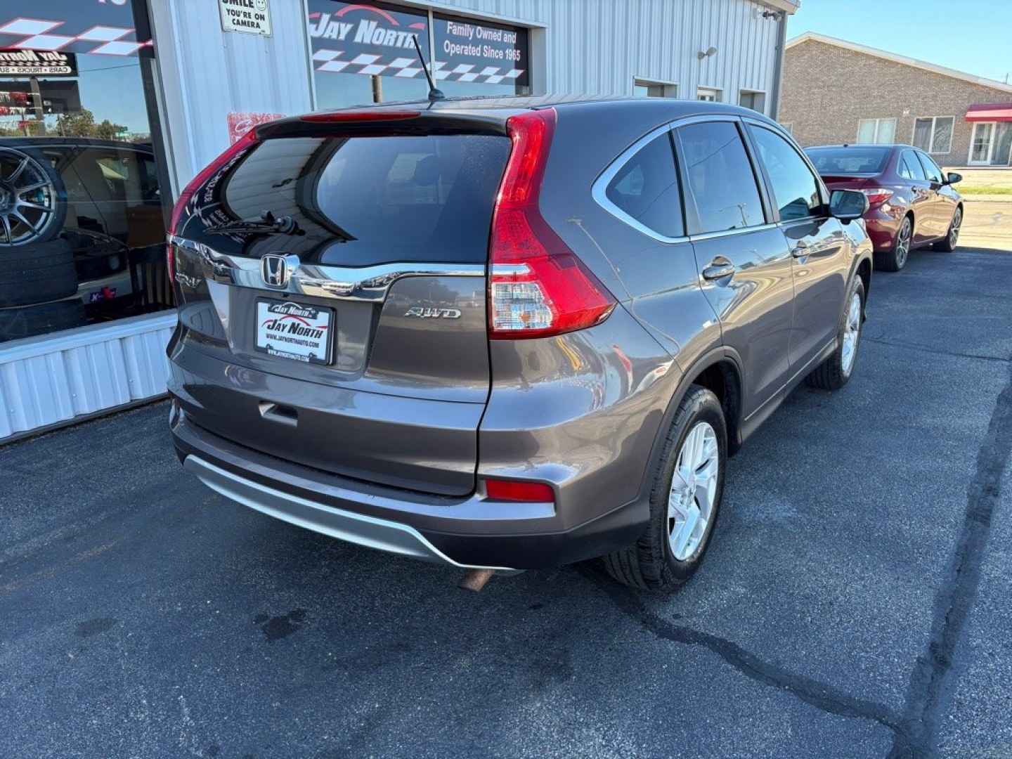 2016 BROWN HONDA CR-V EX (2HKRM4H5XGH) with an 2.4L engine, Continuously Variable transmission, located at 501 E. Columbia St., Springfield, OH, 45503, (800) 262-7122, 39.925262, -83.801796 - **2016 Honda CR-V EX - 1 Owner, 23 Service Records and AWD!** Check out this sharp 2016 Honda CR-V EX! Powered by a fuel-efficient 2.4L 4-cylinder engine with All-Wheel Drive, this versatile SUV offers comfort, reliability, and excellent everyday practicality! With just **1 Previous Owner and 2- Photo#2