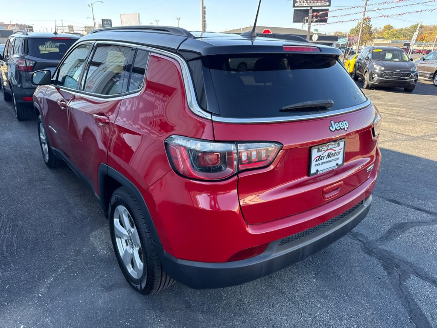 2019 RED JEEP COMPASS LATITUDE (3C4NJCBB7KT) with an 2.4L engine, Automatic transmission, located at 501 E. Columbia St., Springfield, OH, 45503, (800) 262-7122, 39.925262, -83.801796 - Jay North Auto has offered hand picked vehicles since 1965! Our customer's enjoy a NO pressure buying experience with a small town feel. We are a preferred dealer for many local credit unions and lenders. Bad credit? No Credit/First time buyer? Open or closed BANKRUPTCY 7 or 13? We Can Help Apply- Photo#4