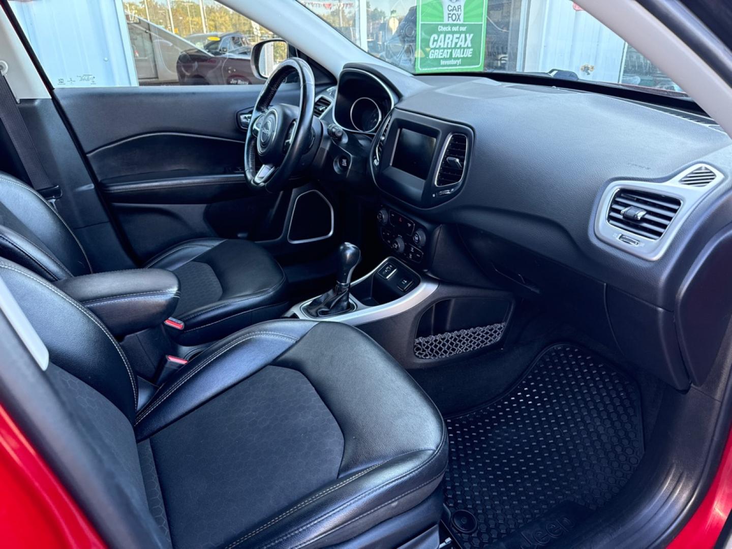 2019 RED JEEP COMPASS LATITUDE (3C4NJCBB7KT) with an 2.4L engine, Automatic transmission, located at 501 E. Columbia St., Springfield, OH, 45503, (800) 262-7122, 39.925262, -83.801796 - Jay North Auto has offered hand picked vehicles since 1965! Our customer's enjoy a NO pressure buying experience with a small town feel. We are a preferred dealer for many local credit unions and lenders. Bad credit? No Credit/First time buyer? Open or closed BANKRUPTCY 7 or 13? We Can Help Apply- Photo#14